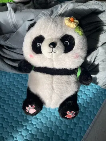 팬더 봉제 인형 꽃 장식 포함