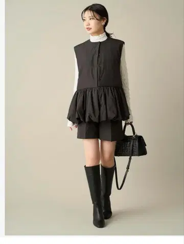 CELFORD 24AW 페플럼 퍼프 베스트 충전솜 베스트