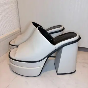 EMODA 탱크 밑창 하이힐 샌들