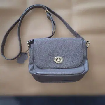 그레이 가죽 숄더백