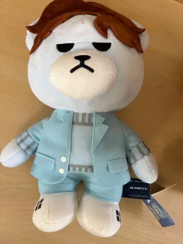 JUNKYU 스카이블루 수트 봉제 인형