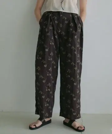 [ anuke ] Flower Jacquard Pants