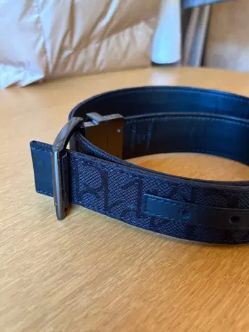 [새상품급] Calvin Klein 벨트 34사이즈 캐나다에서 구매