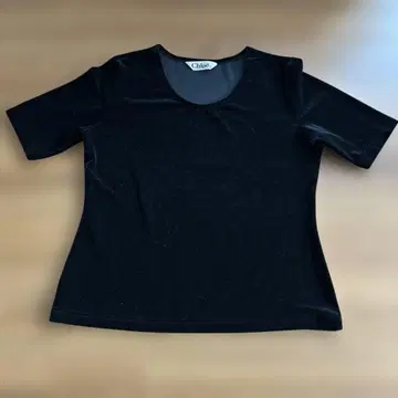 끌로에 블랙 반소매 티셔츠