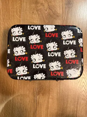 베티 메이크업 파우치