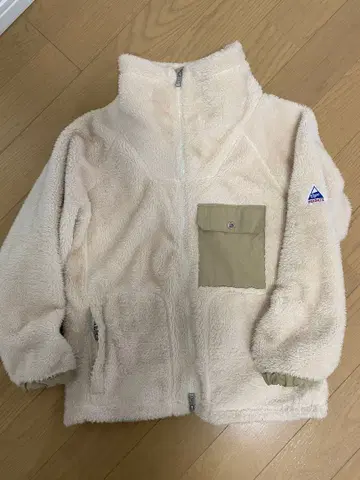 케이프 하이츠 플리스 자켓 크림