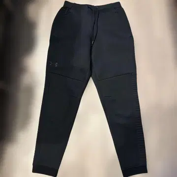 Under Armour 블랙 조거 팬츠 MD/M