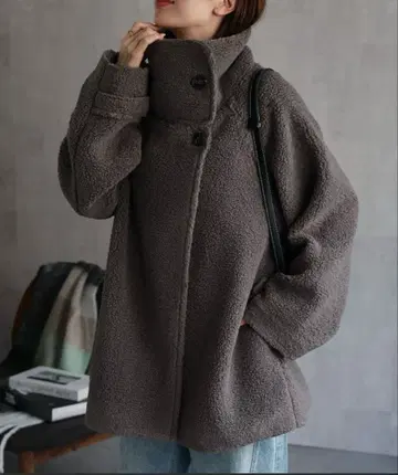 보아 스탠드 칼라 미들 코트 [ 차콜 그레이 ]