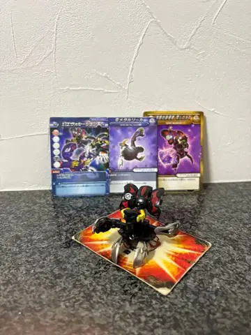 바쿠간 제로 무니키스 본체, 어빌리티 카드 2장, 게이트 카드 1장
