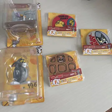 톰과 제리 해피 복권 피규어 & 캔뱃지 세트 ART 5