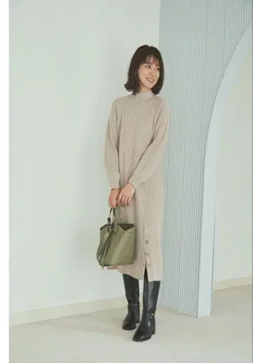 코히나 cohina 케이블 니트 원피스 short 라이트 베이지