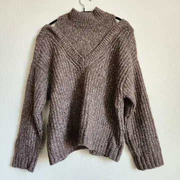 COCO DEAL 오픈 숄더 니트