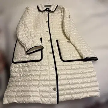 MONCLER 롱 코트 화이트
