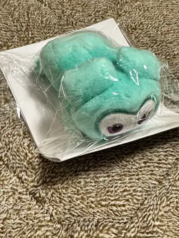 TWICE LOVELYs 봉제 인형 (MIVELY)