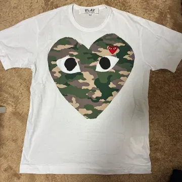 PLAY 카모플라쥬 하트 T셔츠