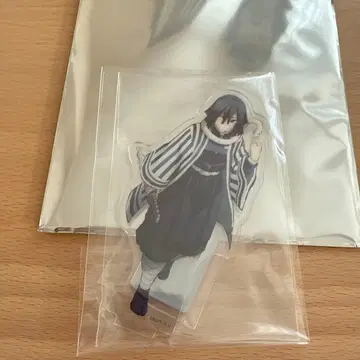 귀멸의 칼날 나른한 오후의 기둥들 랜덤 아크릴 스탠드 이구로 오바나이