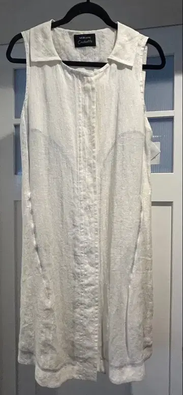 MB LUCAS Cachette 화이트 슬리브리스 베스트