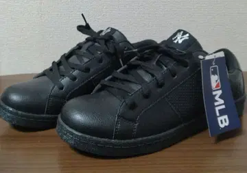 NYC 뉴욕 양키스 MLB 블랙 스니커즈