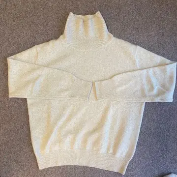 MARGARET HOWELL 터틀넥 스웨터 베이지