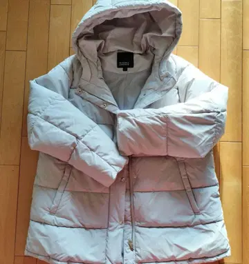 HX WORKS LONDON 후드 부착 다운 자켓