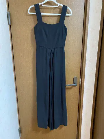 [ FRAY I.D ] 블랙 살로펫 오픈 백