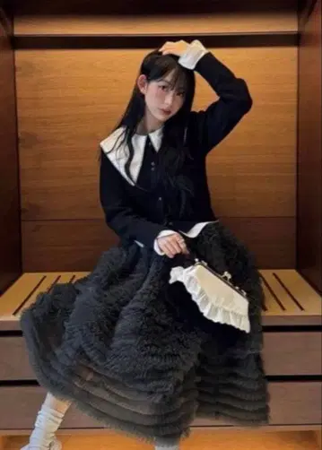 Bibiy. PATTY PILGRIM TOP 블랙 새상품