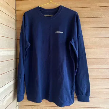 S1231.22 patagonia 네이비 긴팔 티셔츠