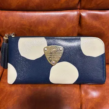 ATAO 도트 무늬 장지갑 네이비/베이지