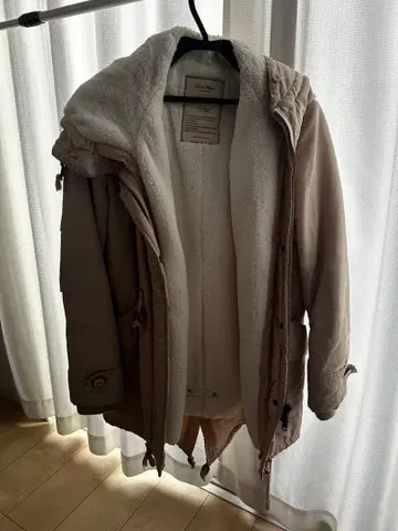 베이지 모즈 코트 프리 사이즈