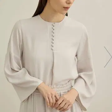 ROPE 벨 라인 디자인 블라우스