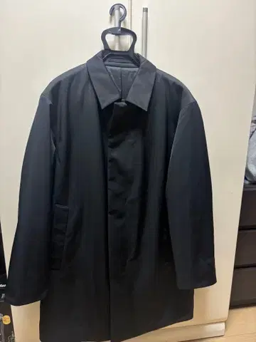 완판템! [ UNIQLO C ] 퍼프테크 하프 코트 블랙 M 사이즈