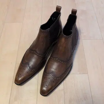 브라운 가죽 윙팁 드레스 슈즈