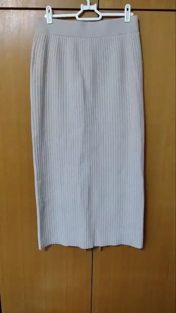 리브 니트 롱 타이트 스커트