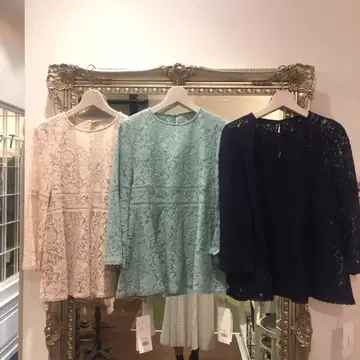 Mila Owen 벨 슬리브 레이스 튜닉