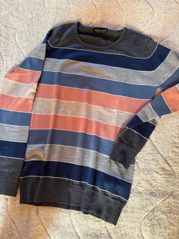 존스메들리 S 스웨터 니트