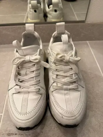 [ 인기 초특가 ] 피에르 아르디 스니커즈 38