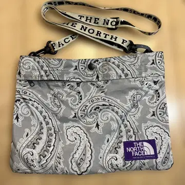 THE NORTH FACE 페이즐리 사코슈