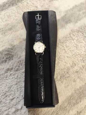 수동 와인딩 아날로그 시계 블랙 가죽