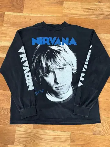 NIRVANA Kurt Cobain 긴팔 티셔츠 (XL 상당)