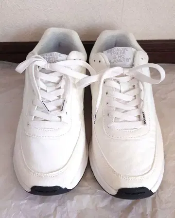 ECOALF 화이트 스니커즈 23.5cm