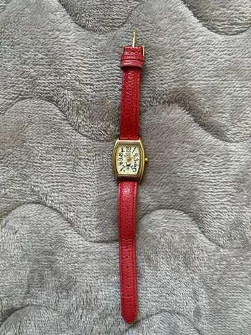 [ 단종 레어 ] 지브리 마녀 배달부 키키 토노형 손목시계