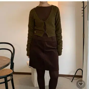 nugu plain 코듀로이 슬릿 포인트 미니 스커트 브라운