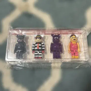 맥도날드 고질라 베어브릭