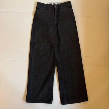 벤 데이비스 고릴라 컷 블랙 데님