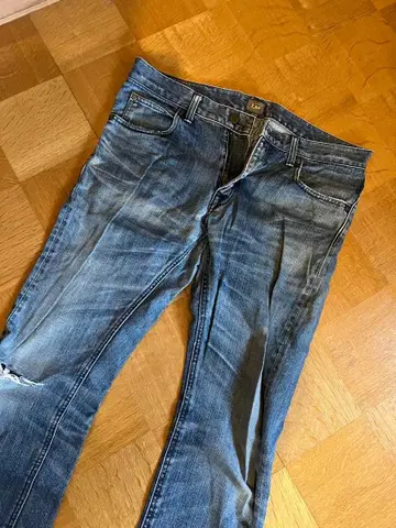 American Rag Cie Lee 데미지 가공 스트레이트 청바지