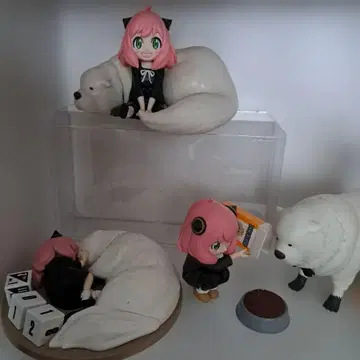 아냐 본드 피규어 달력