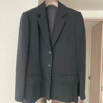 레오나르 테일러드 자켓