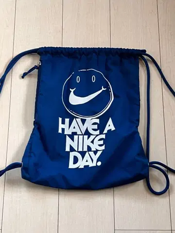 have a nike day 냅색