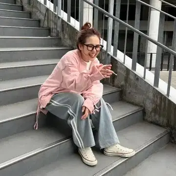 니코앤드 티라 씨 기획 메키파풍 풀오버 핑크