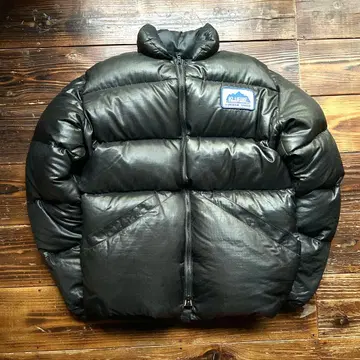 쿠르아니 KLUANE 다운 자켓 캐나다제